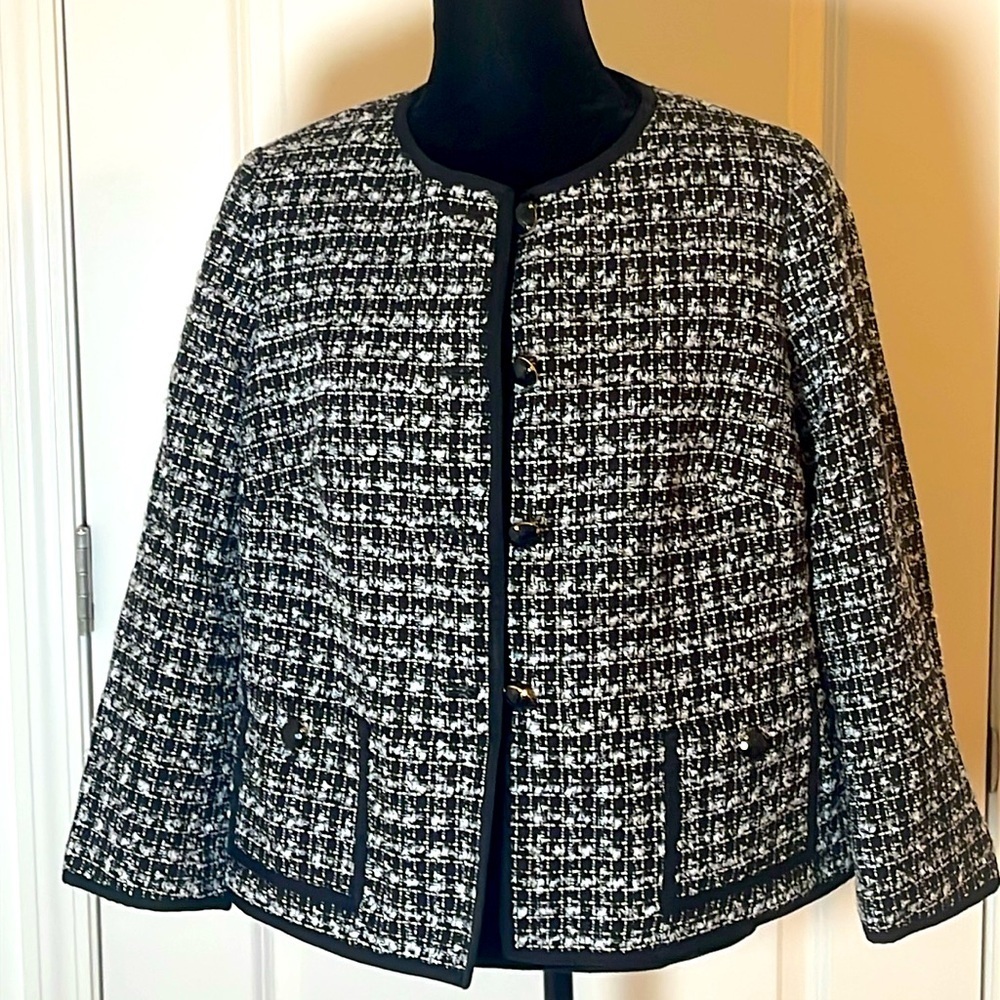 Talbots Black & White Tweed Wool Suit Jacket & Skirt Jacket 12wp & Skirt 16wp